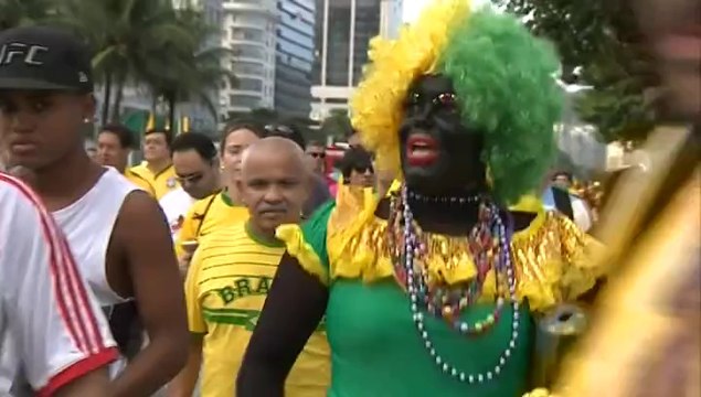 Copacabana Beach goes crazy during Brazil's first match