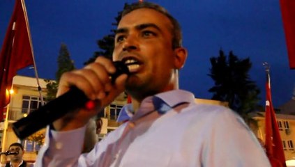 Selçuk'ta Bayrak Yürüyüşü Yapıldı