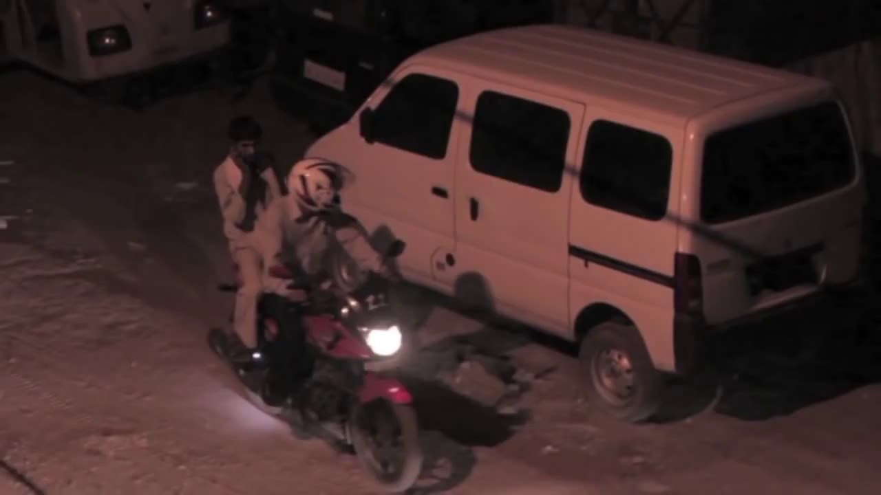 Experimento social testa reação a abuso de mulheres na Índia