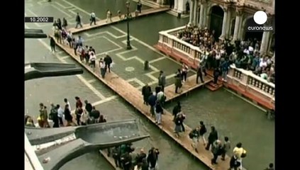 El alcalde de Venecia anuncia su dimisión tras un escándalo de corrupción