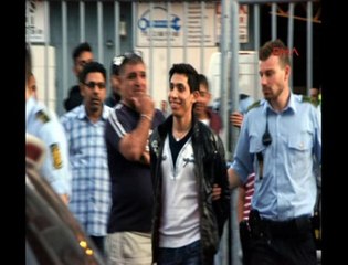 Polis cami bastı çok sayıda genci gözaltına aldı I www.halkinhabercisi.com