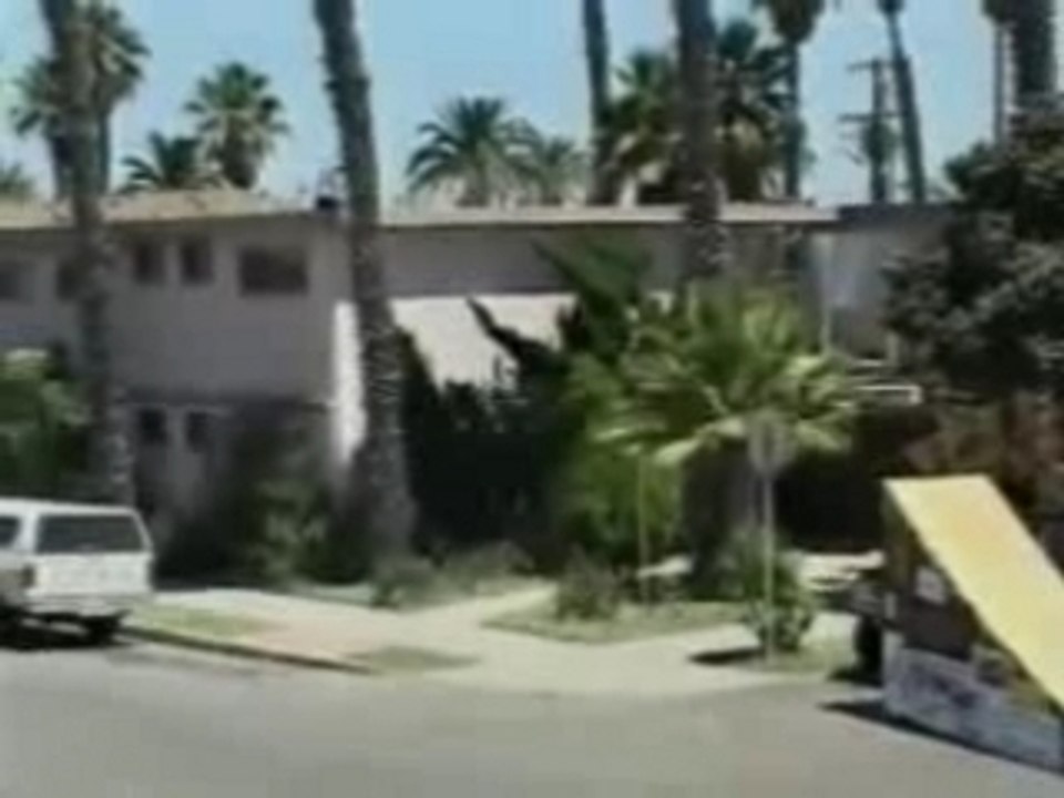 JackassBMXRoofCrash