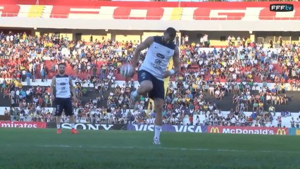 Superbe talonnade de Benzema pour Valbuena !