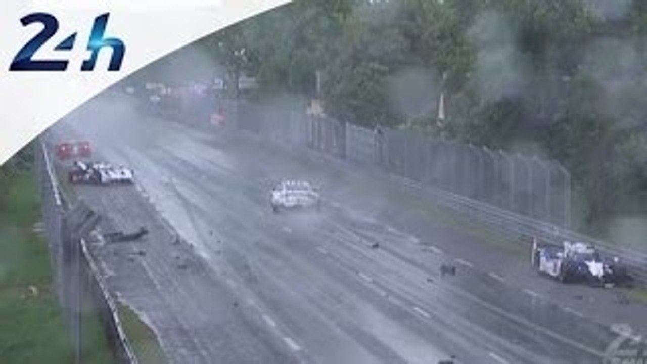 24 Heures du Mans 2014: crash sous la pluie de la Toyota n°8 et de la Audi n°3