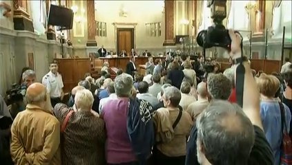 Procès Bonnemaison : des familles de patients morts lui apportent leur soutien