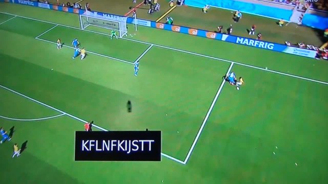 هدف كولومبيا الأول في مرمي اليونان