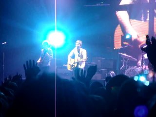Noel Gallagher's High Flying Birds - Talk Tonight