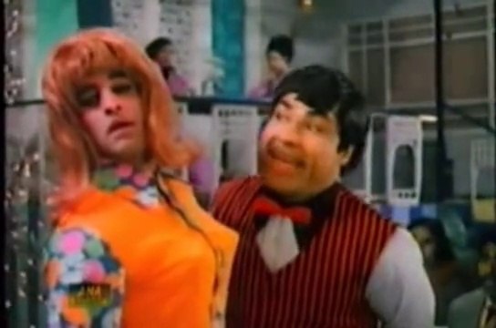 Sa re ga ma ni pa ,sab mil ke humko dewana binae = Saiqa , Munawar Zareef and Rangila :Film- Rangeela Aur Munawar Zareef Pakistani Urdu Hindi Song