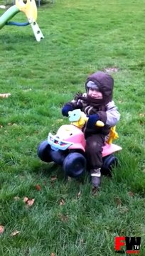 First Wheelie Toddler Fail - Fails World