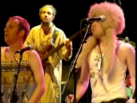 La quête de Bernard - Les Trompettes du Mozambique