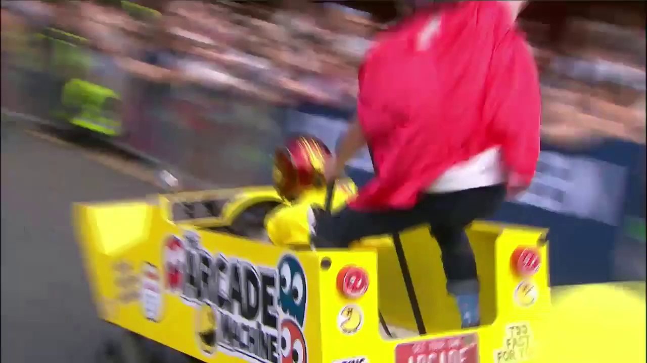 Red Bull Caisses à Savon 2014 : Passage de la team Arcade Machine