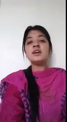 Nice Voice College Girl Sing a Song
