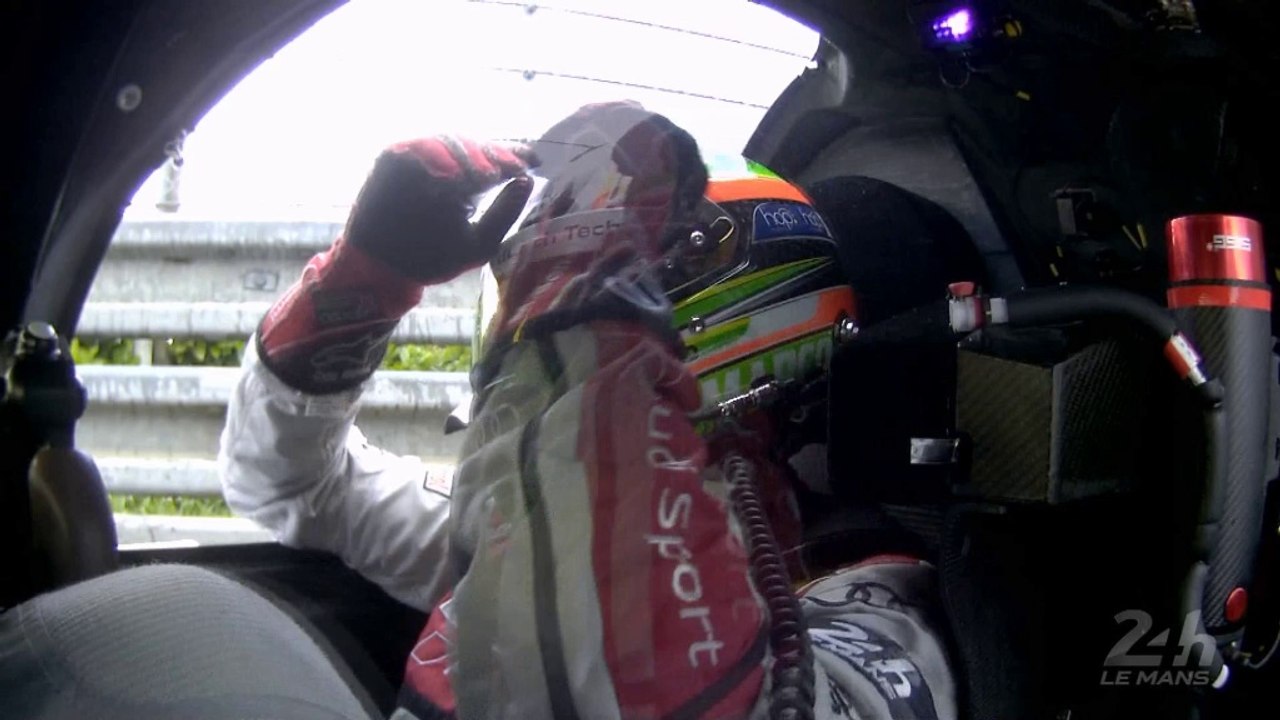 Le Mans: Crash bei Regenschlacht