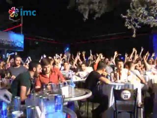 Dünyaca ünlü pop yıldızı İnna, Diyarbakır'da hayranlarıyla buluştu.