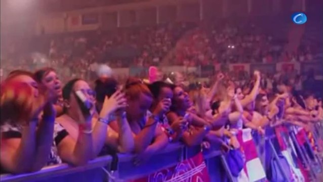 David Bisbal ha inaugurado en la noche del sábado su gira española con un concierto en Almería