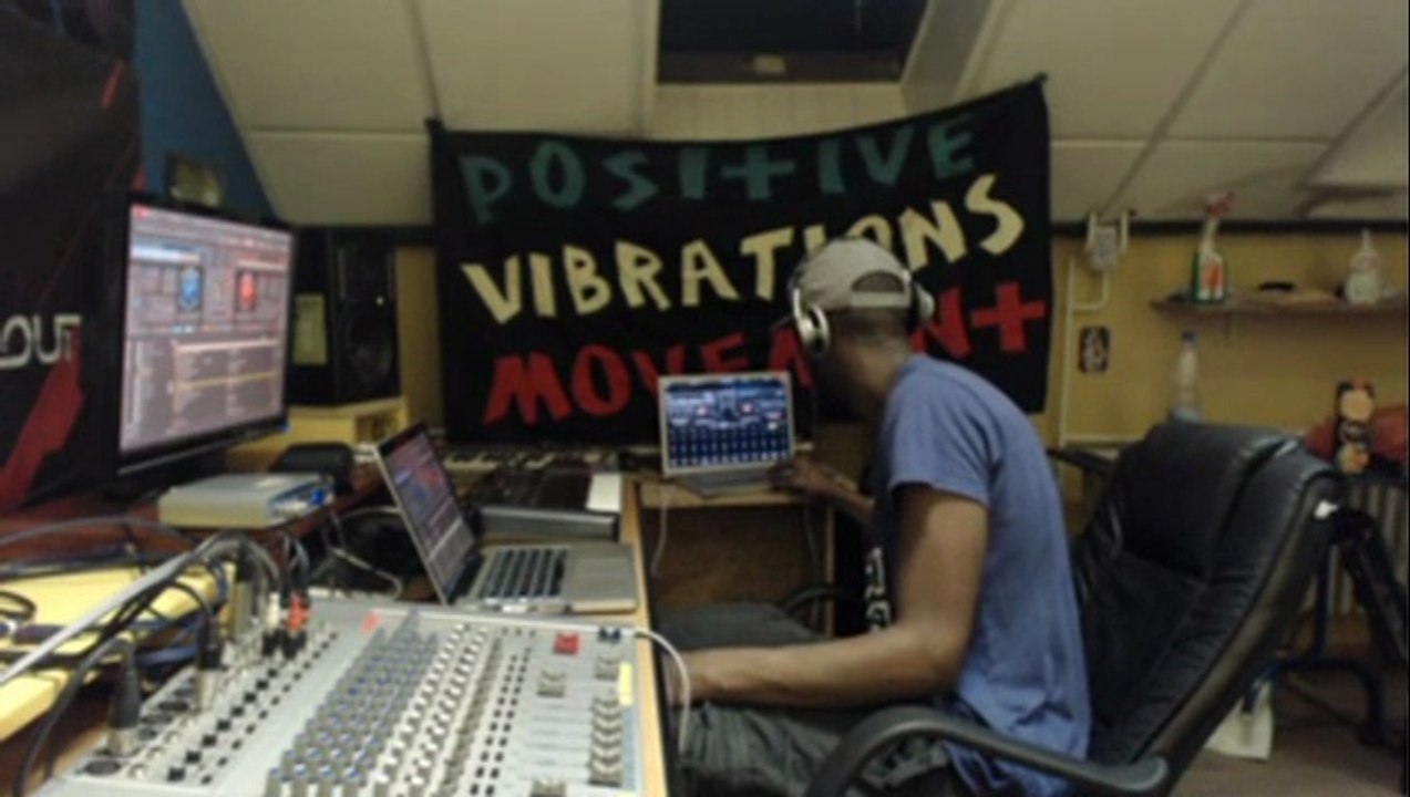 Positive Vibes Movement Show - Wenti Wadada & Mak Floss 15062014 Watch More TV Radio