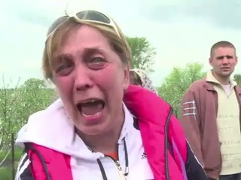Local crowd confront soldiers in eastern Ukraine