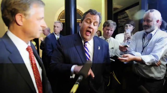 Gov. Bill Haslam and New Jersey Gov. Chris Christie arrive at Puckett's