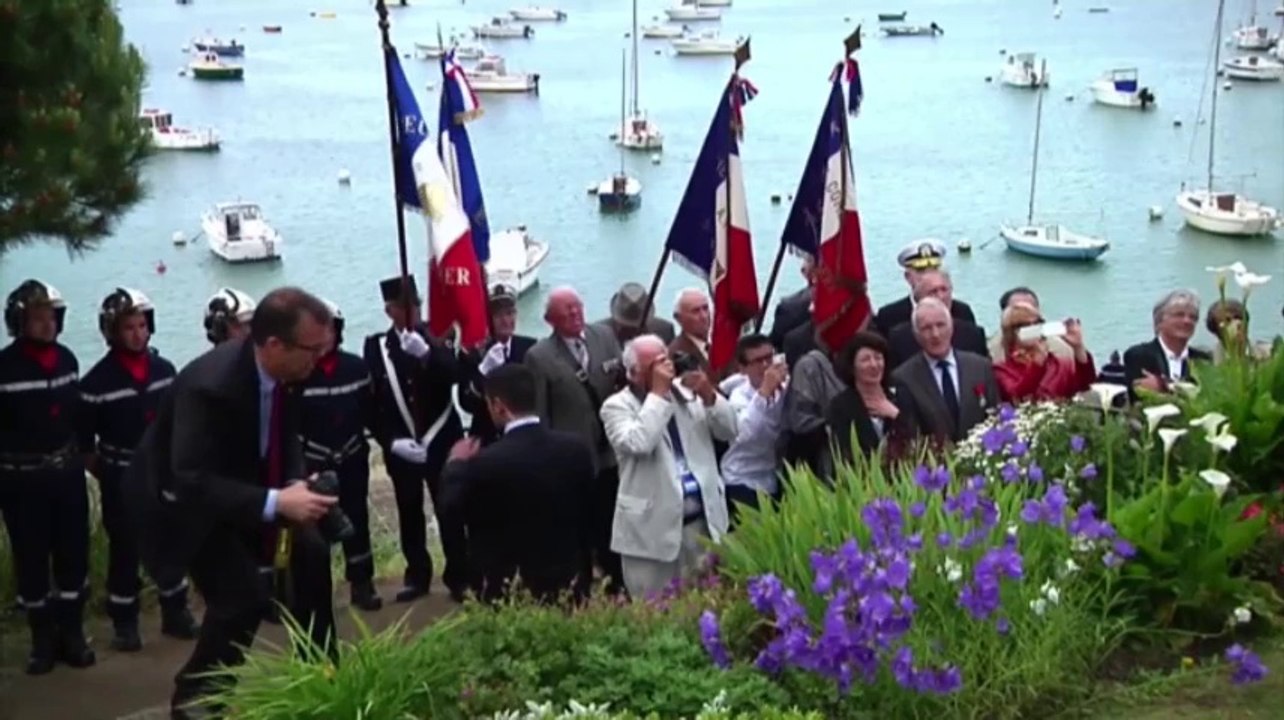 Raw: Kerry pays tribute to US servicemen