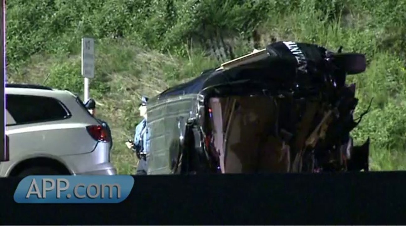 Tracy Morgan critically injured in Turnpike crash