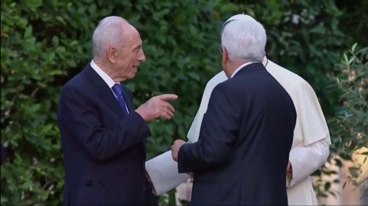 Raw: Pope wades into Mideast peace-making