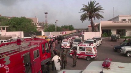 Pakistani Taliban take credit for airport attack