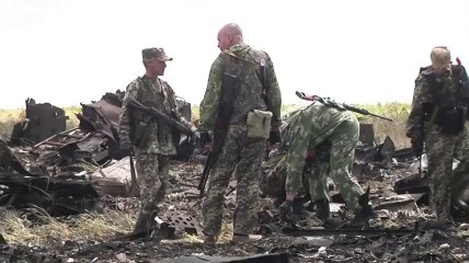 Raw: Military plane shot down in Ukraine