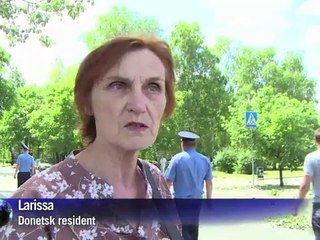 Shells and bombs increase tension in Slavyansk and Donetsk