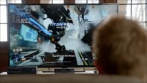 Xbox One - Breaking Bad s Aaron Paul Plays Titanfall