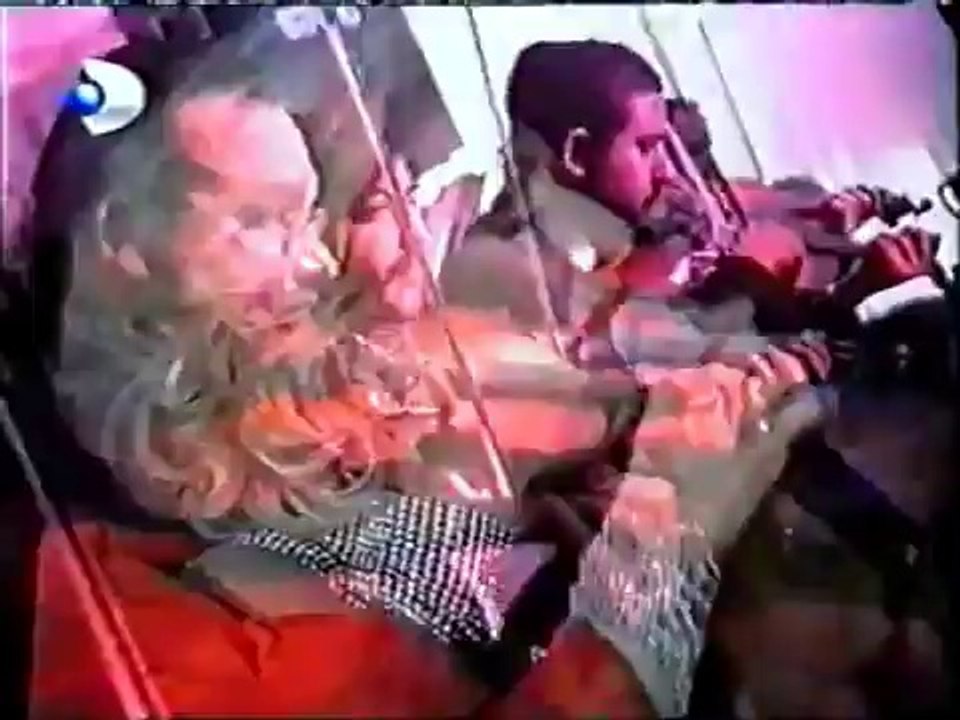 MUAZZEZ ERSOY-GECELERİ