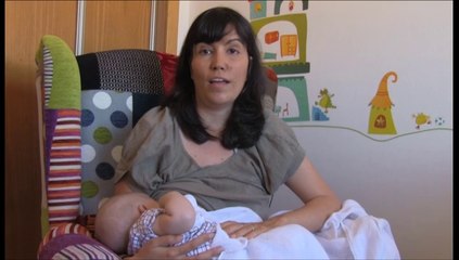 Julia, lactancia y dulces sueños con mamá
