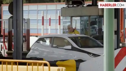 Görünmez Sürücü Görenleri Şaşkına Çevirdi