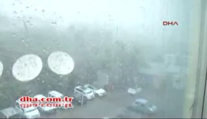 İstanbul'da şiddetli dolu yağışı! I www.halkinhabercisi.com