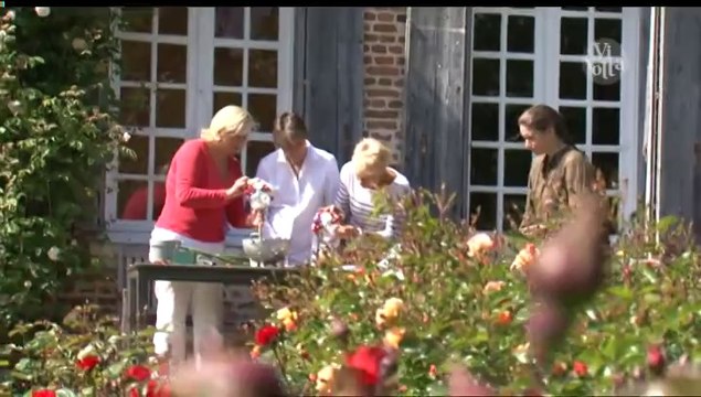 Vivolta - Sophie au pays des merveilles (BBQ Party (2 2)) - 25-05-2014 12h27 39m (7614)