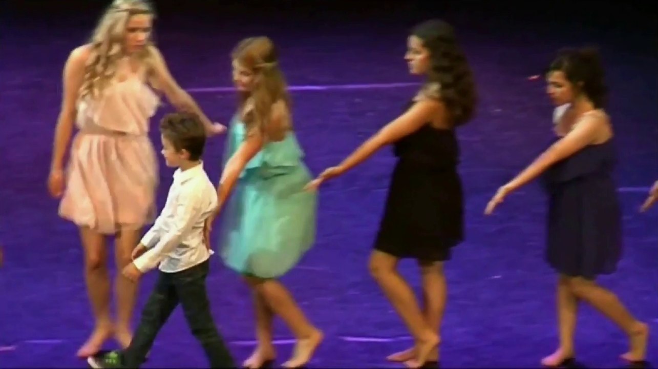 Gala 2014 "Mettons carte sur table!" - Nicolas E. Ecole du Spectacle