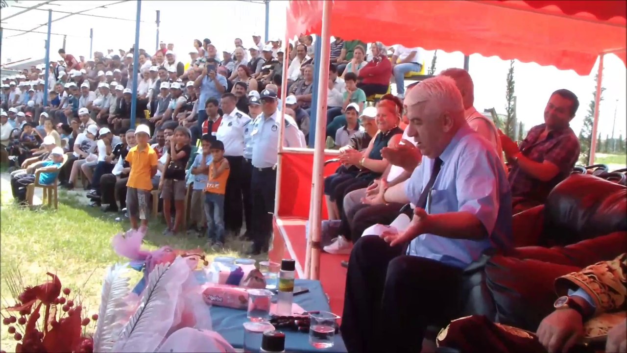 Rasim Yüksel'i Daha Önce Hiç böyle Görmediniz