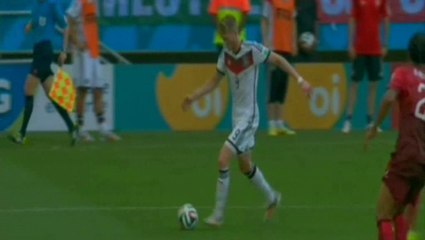 هدف مولر الثالث في مرمي البرتغال