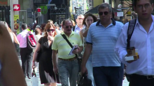 Argentina tendrá que pagar a fondos buitres