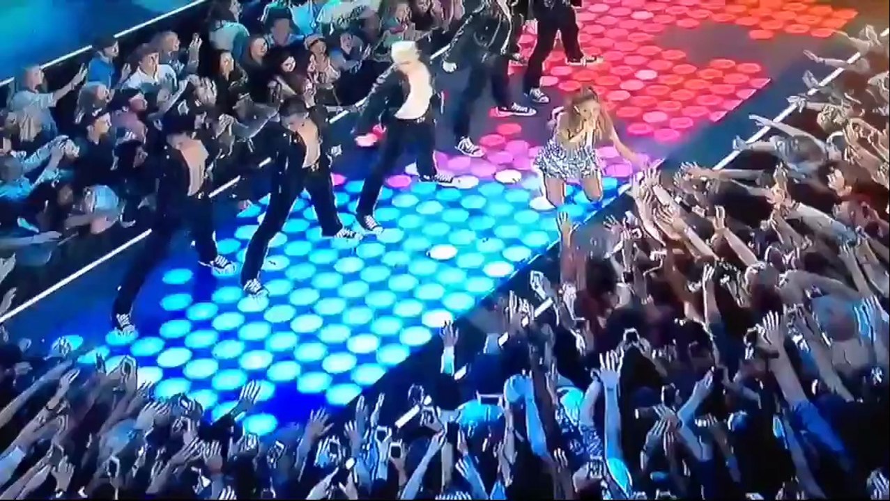 Ariana Grande - Problem ( 2014 MuchMusic Video Awards )