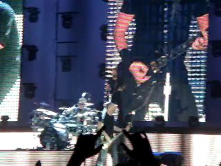 Nickelback - Gotta Be Somebody