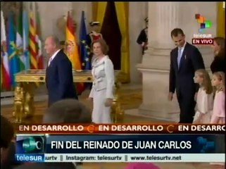 Se adelantó Juan Carlos a cederle su asiento a su hijo Felipe