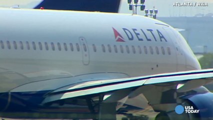 Air traffic controller's 'joke' diverts plane