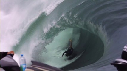 Surfing // Code Red ( EDGEsport )