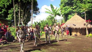 Papua New Guinea's Mud Men - Darts
