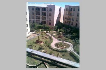 شقة مفروشة فى الشروق   كمبوند بانوراما الشروق