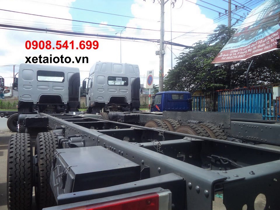 Mua bán xe tải ben Dongfeng Chenlong 8t, 10t, 12t, 12.5t, 13t, 14t, 15t, 16t, 17t, 17.5t, 18t, 18.5t, 19t, 20t, 21t, 22t, 25t, 30t, 40t