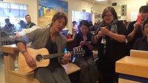 Nicole Kidman and Keith Urban sing with staff at children's hospital
