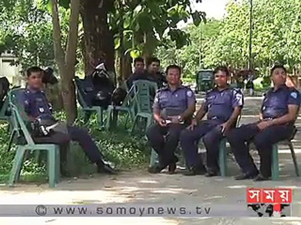 বন্ধ চুয়েট, শিক্ষার্থীদের হলত্যাগের নির্দেশ