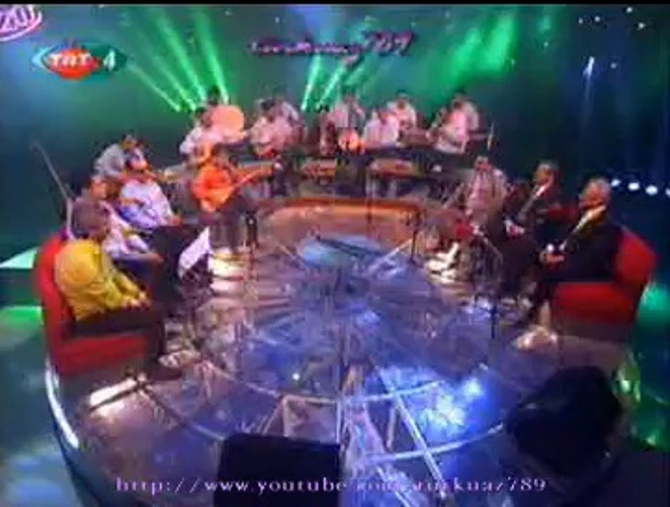 Seyit AL-Vardım Hind Eline Kumaş Getirdim (1)