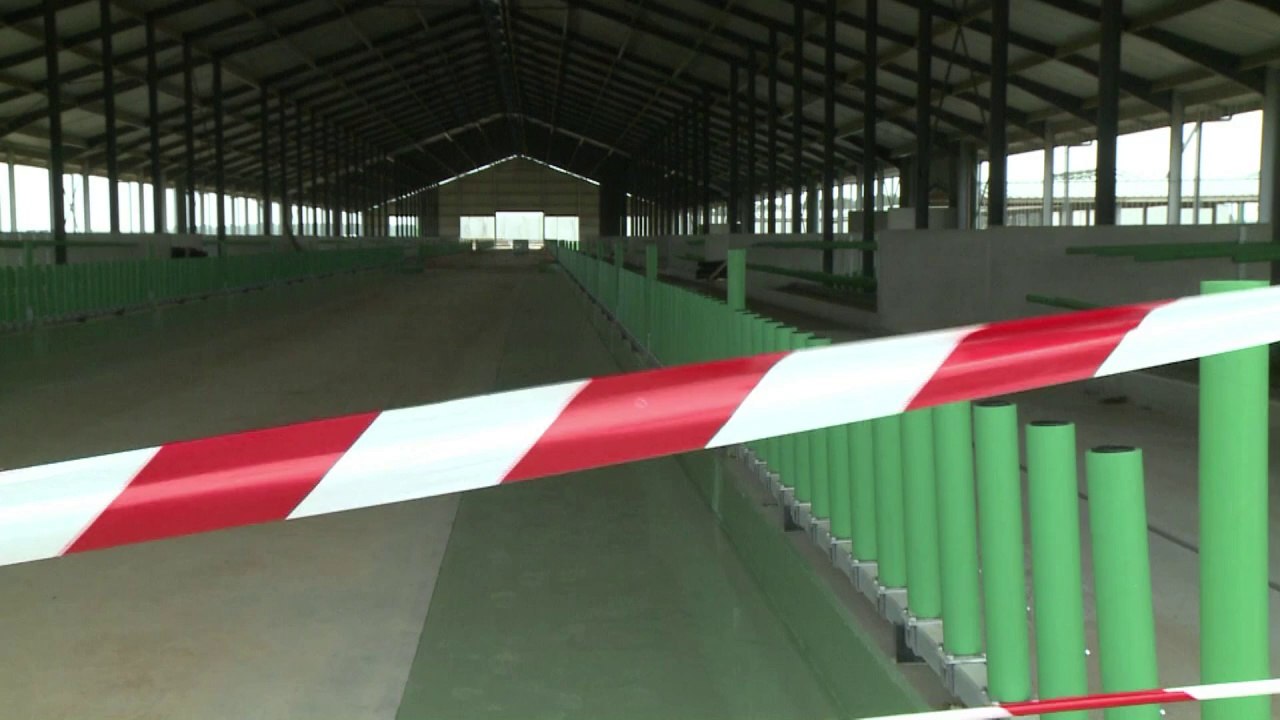 La "ferme des 1.000 vaches" défendue par ses agriculteurs